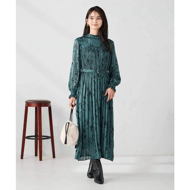 【洗える】ランダムプリーツサテンワンピース【WEB限定】 | a.v.v【WOMEN】 | 詳細画像1