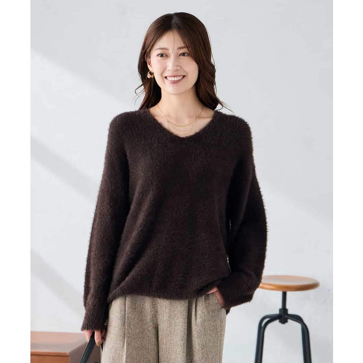 フェザーヤーンVネックニット | a.v.v【WOMEN】 | 詳細画像1 