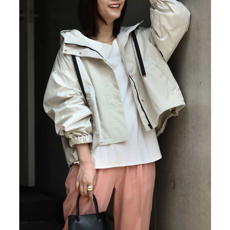 フーデッドショートブルゾン 品番 Itkw A V V Women アーヴェヴェ のレディース ファッション通販 Shoplist ショップリスト