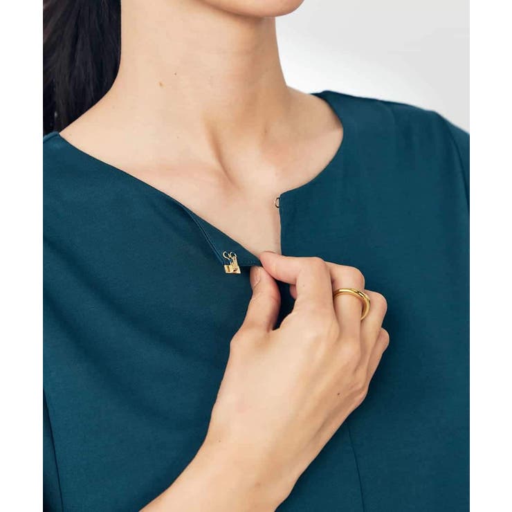 【接触冷感/UVカット/吸水速乾】チャームネックパフスリーブトップス | a.v.v【WOMEN】 | 詳細画像48 