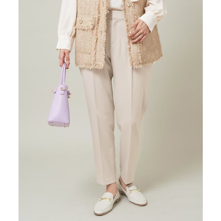 【イージーケア】美楽るタックテーパードパンツ | a.v.v【WOMEN】 | 詳細画像1 