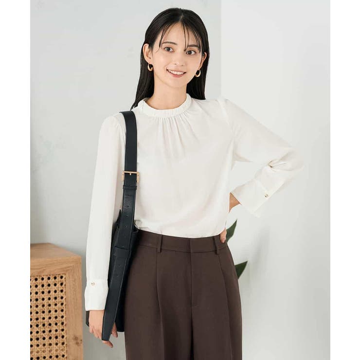 ホワイト | 【洗える】プチハイネックギャザードビードットブラウス | a.v.v【WOMEN】