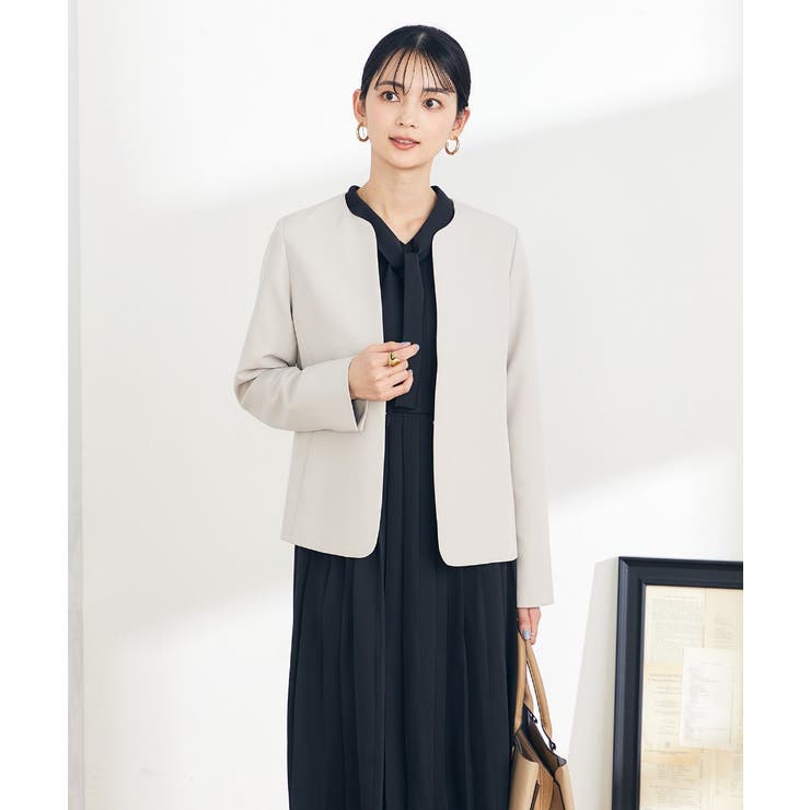 グレージュ | 【洗える/イージーケア/ストレッチ】ダブルクロスキーネックジャケット | a.v.v【WOMEN】