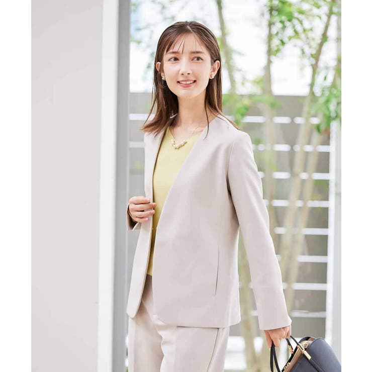 グレージュ | 【洗える ストレッチ セットアップ対応】ダブルクロスVネックノーカラージャケット | a.v.v【WOMEN】