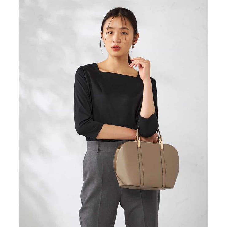 ブラック | スクエアネックスムースTシャツ | a.v.v【WOMEN】