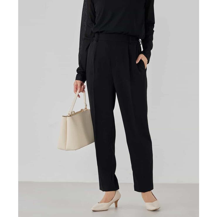 ブラック | サテンテーパードパンツ【洗える/速乾/毛玉になりにくい/イージーケア】 | a.v.v【WOMEN】