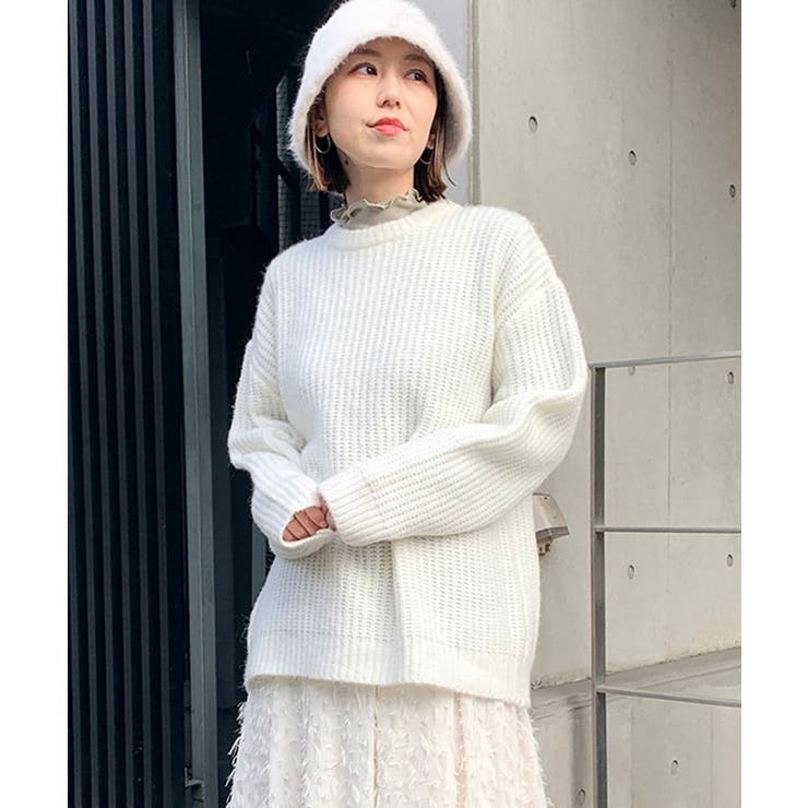 ホワイト | 【ユニセックス】ふわ軽クルーネックニット | a.v.v【MEN】