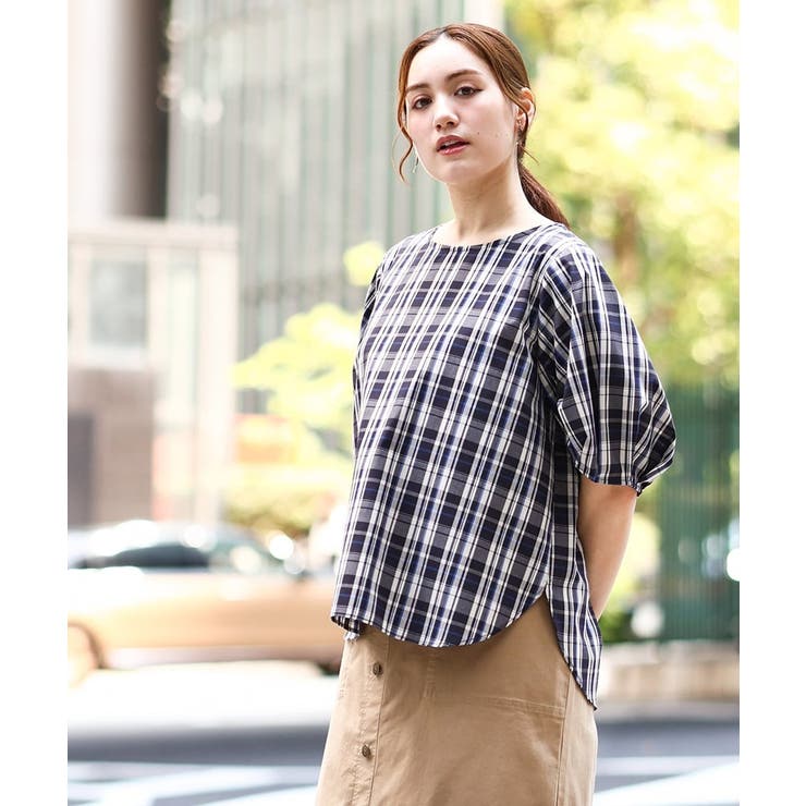 ベージュ(82) | 【大きいサイズ】ブロードタックブラウス | eur3