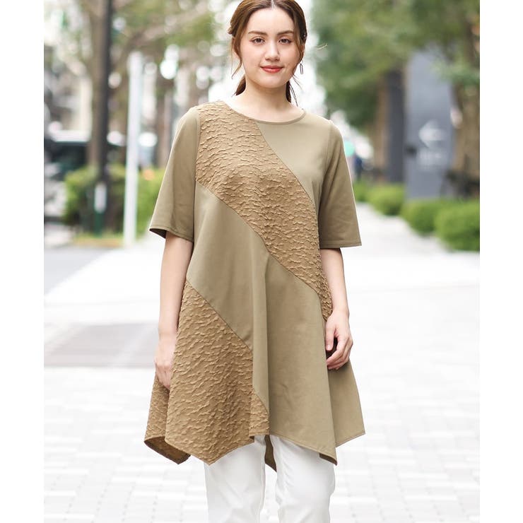 カーキ(36) | 【大きいサイズ】ぽこぽこイレヘムチュニック | eur3