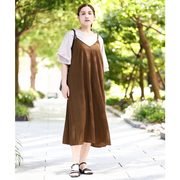 モカ(84) | 【大きいサイズ】エンボスドットワンピース | eur3