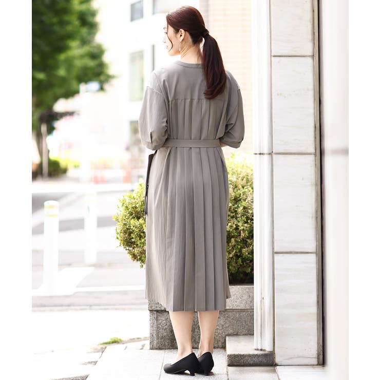 大きいサイズ】バックプリーツワンピース[品番：ITKW0017935]｜eur3
