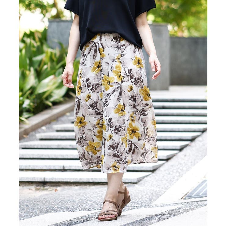 アイボリー(80) | 【大きいサイズ】フラワーフレアスカート | eur3