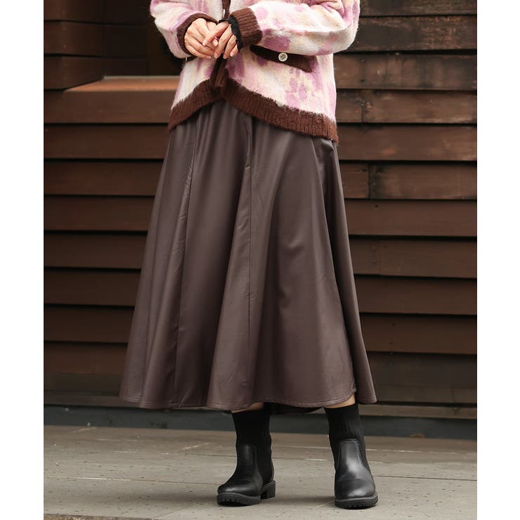 エウルキューブ（eur3）/【大きいサイズ】フェイクレザーフレアスカート 大きいサイズ】フェイクレザーフレアスカート[品番：ITKW0014802