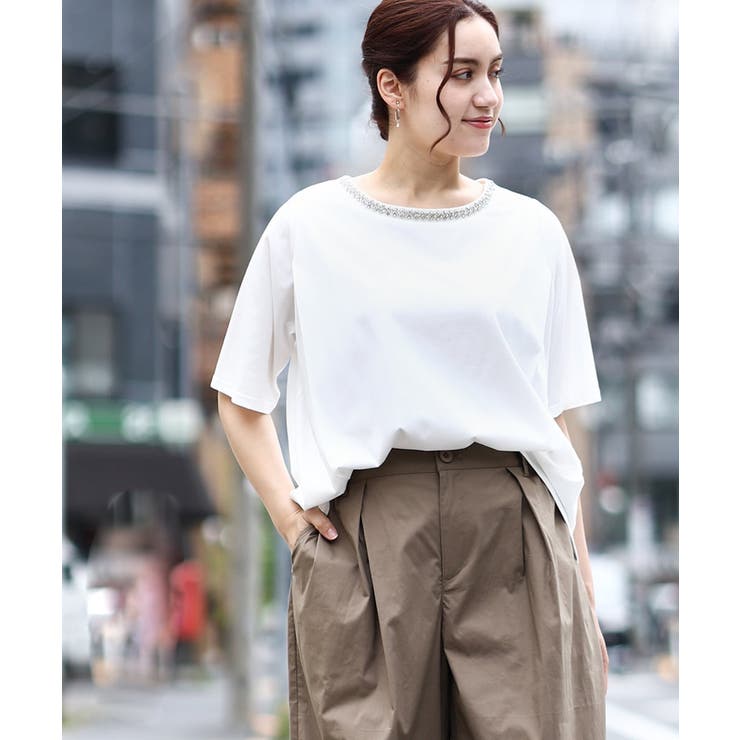 【大きいサイズ】ビジューネックTシャツ | eur3 | 詳細画像1 