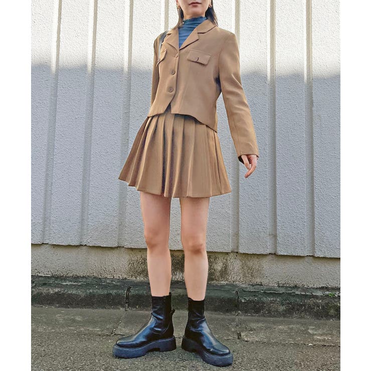 ベージュ | コンパクトジャケット×プリーツミニスカートセットアップ | Jewelobe