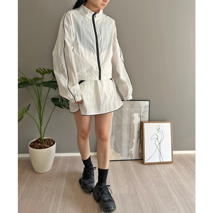 バイカラーパイピングナイロンタッチブルゾン＆ミニスカパンセットアップ | Jewelobe | 詳細画像1 