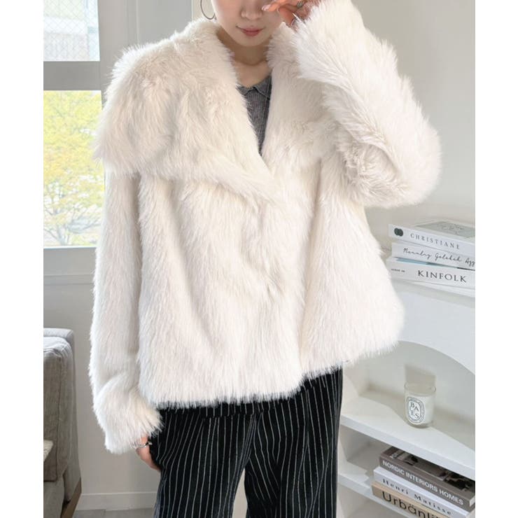 ビッグカラーフェイクファーショートコート | Jewelobe | 詳細画像1 