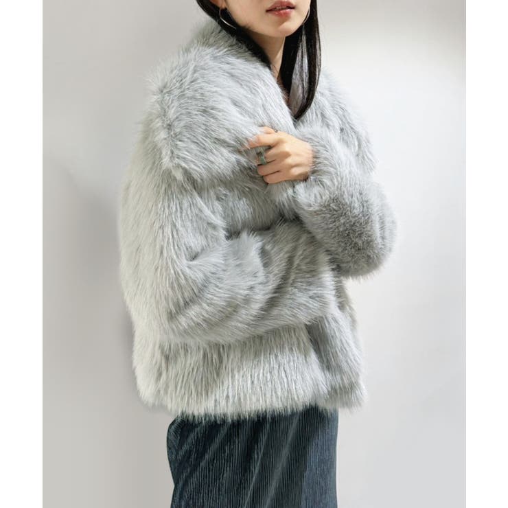 グレー | ビッグカラーフェイクファーショートコート | Jewelobe