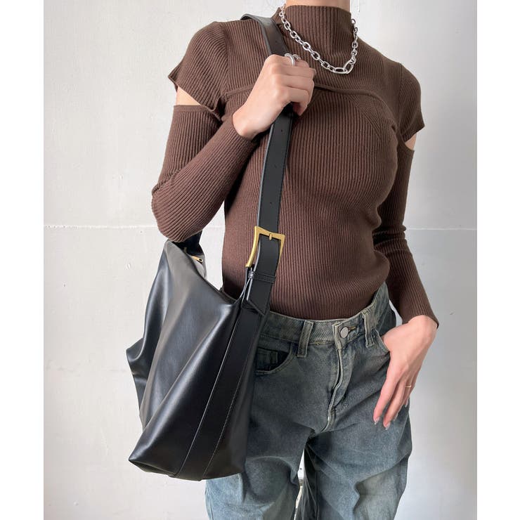 ブラック | フェイクレザースクエアショルダーバッグ | Jewelobe