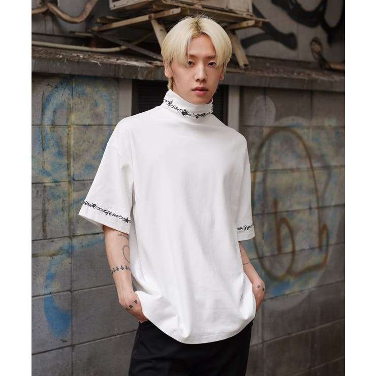 韓国 メンズ◇フラワー刺繍モックネックTシャツ◇[品番：JG000013983