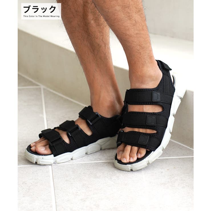 ブラック