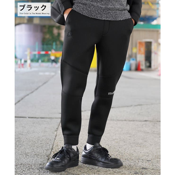 ブラック