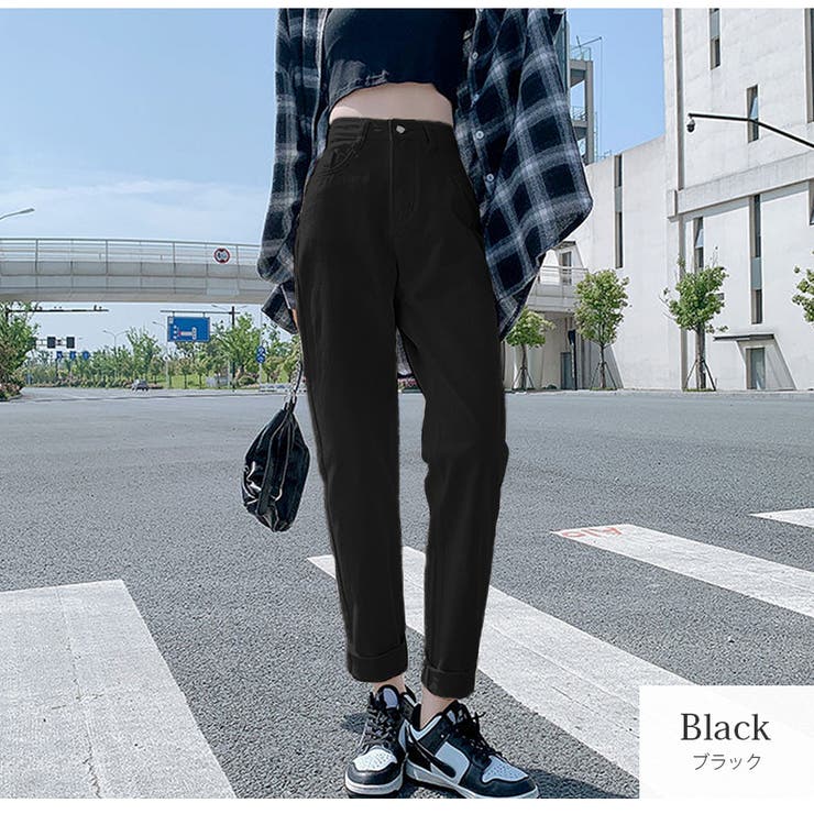 ブラック