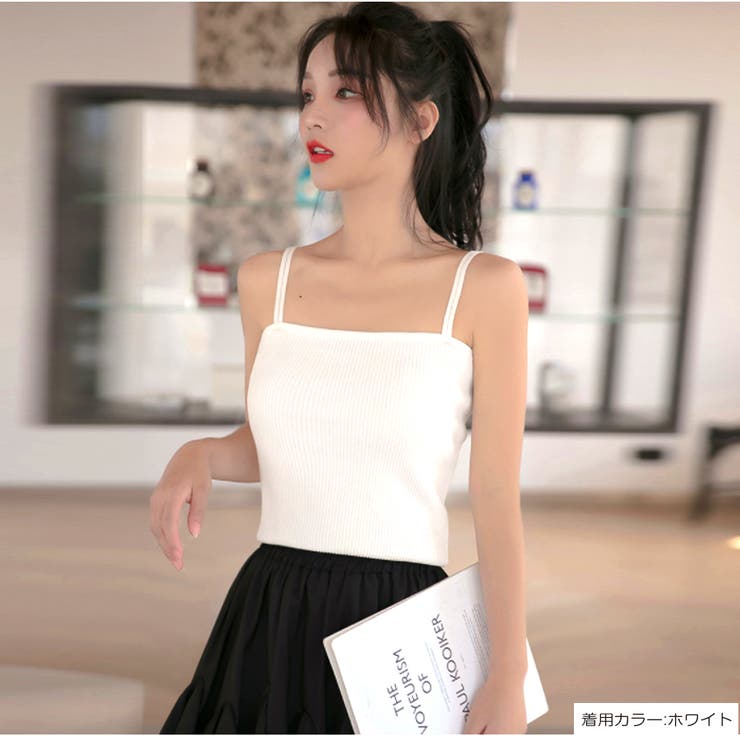 グレー