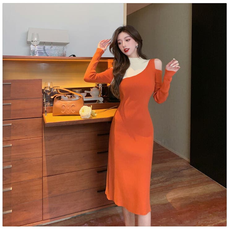 ❤️正規品Selfportrait22新品タグ付き☆グリーンロングワンピース