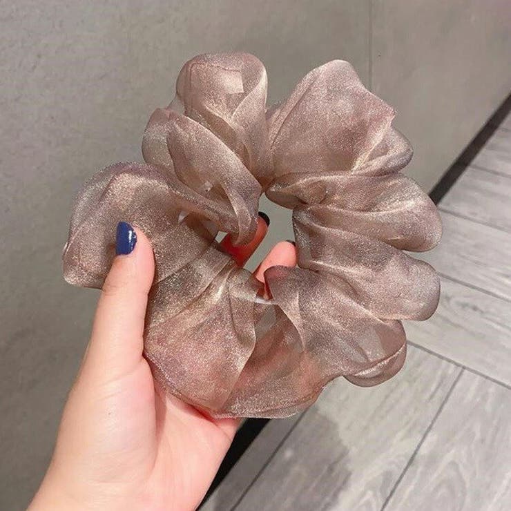 シュシュ4点セットシンプル無地ヘアアクセサリーヘアゴム髪留め光沢感ヘッドアクセサリー成人式二次会謝恩会上品デイリー日常使いオフィスカジュアルイベントパーティー発表会衣装ダンス小物エレガント華やかヘアアレンジレディース【230112】
