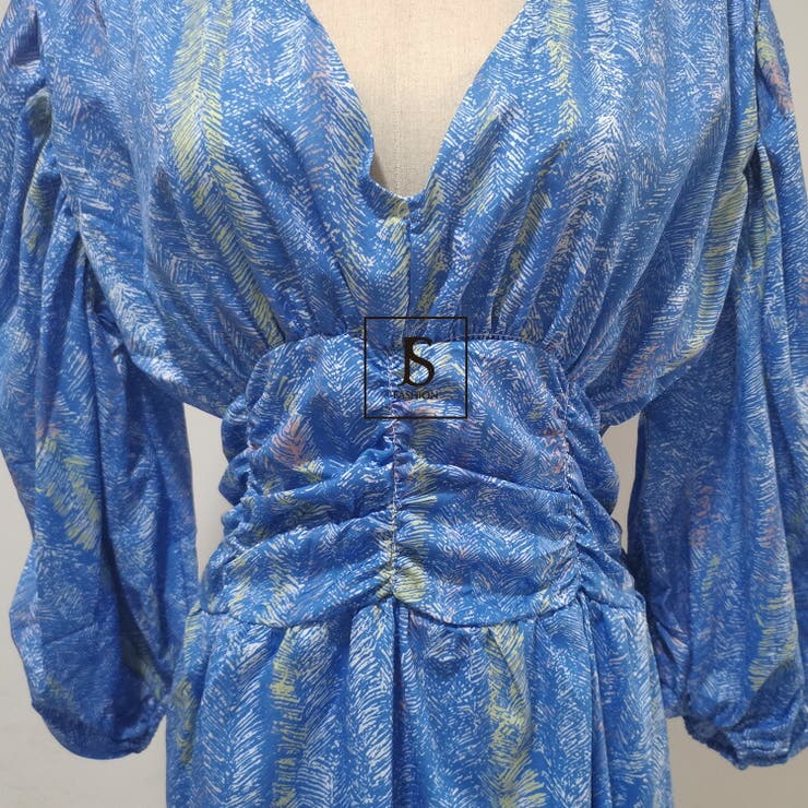 柄ワンピース 深いvネック Aライン 史上一番安い ワンピース