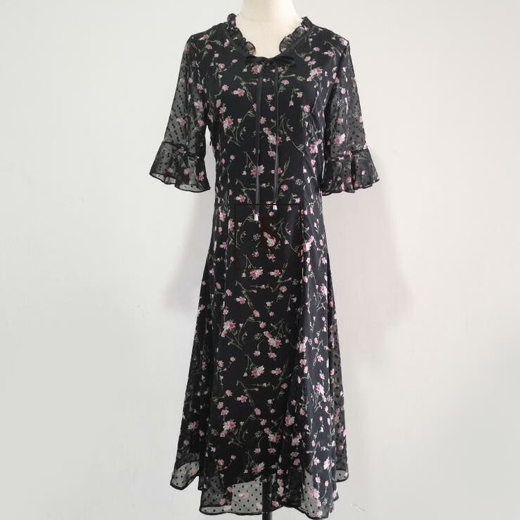❤️24新作 新品♡ SelfPortrait 青花柄ロングワンピース♡　A56 花柄ワンピース Aラインロングワンピース 花柄[品番