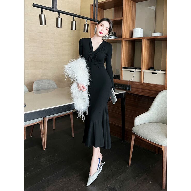 ビーズ装飾付き黒マーメイドドレス ビーズ装飾付き黒マーメイドドレス ビーズ装飾付き黒マーメイドドレス