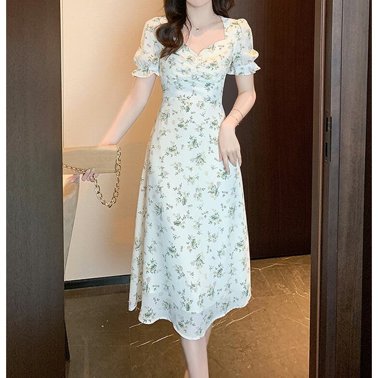  ☆国内配送☆小花柄のシフォンワンピース 花柄ワンピースフリル襟小花柄シフォンワンピース シフォン