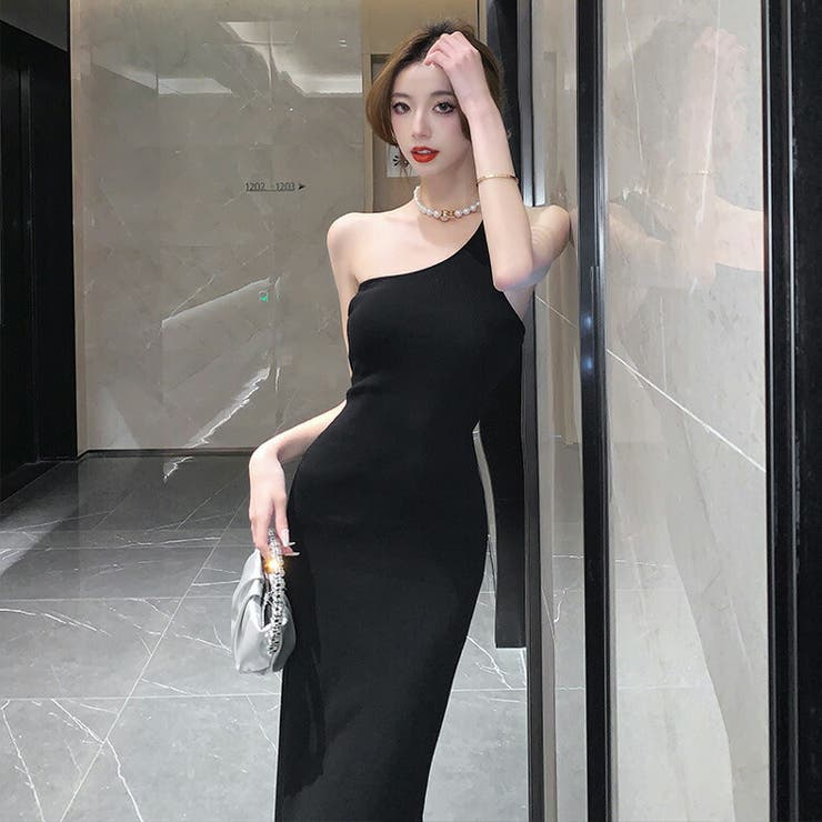 美品⭐︎BRIEFING ワンピース（黒） ワンショルダーワンピース 黒ワンピ ノースリーブ[品番