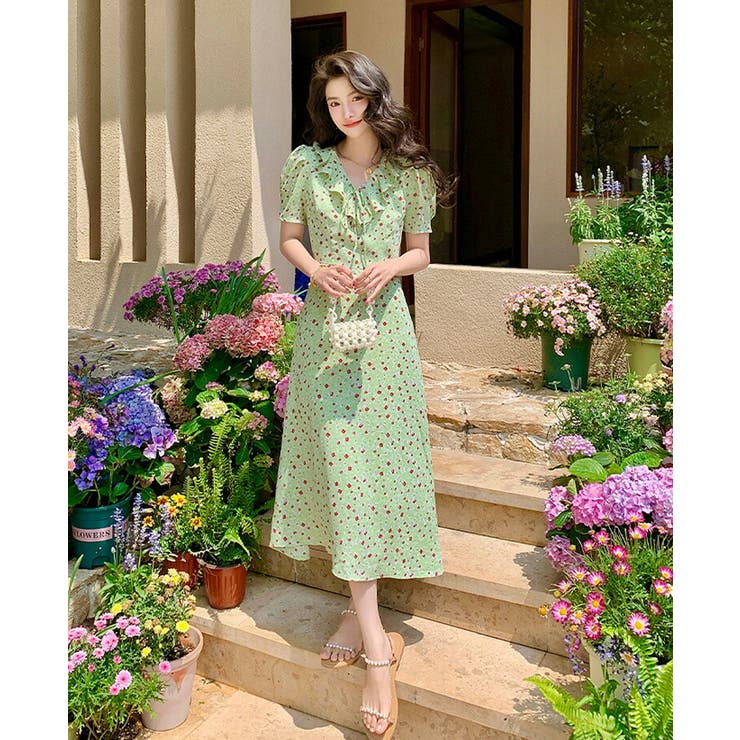 幸せなふたりに贈る結婚祝い 花柄ワンピース FASHION フリル[品番：JSFW0010995]｜JS Vネック XLサイズ以上