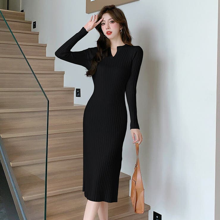 ❤️25秋新作 新品♡ SelfPortrait 紺色ニットワンピース♡　F86 美シルエットサマーニットワンピース｜JENNE(ジェンヌ)公式通販