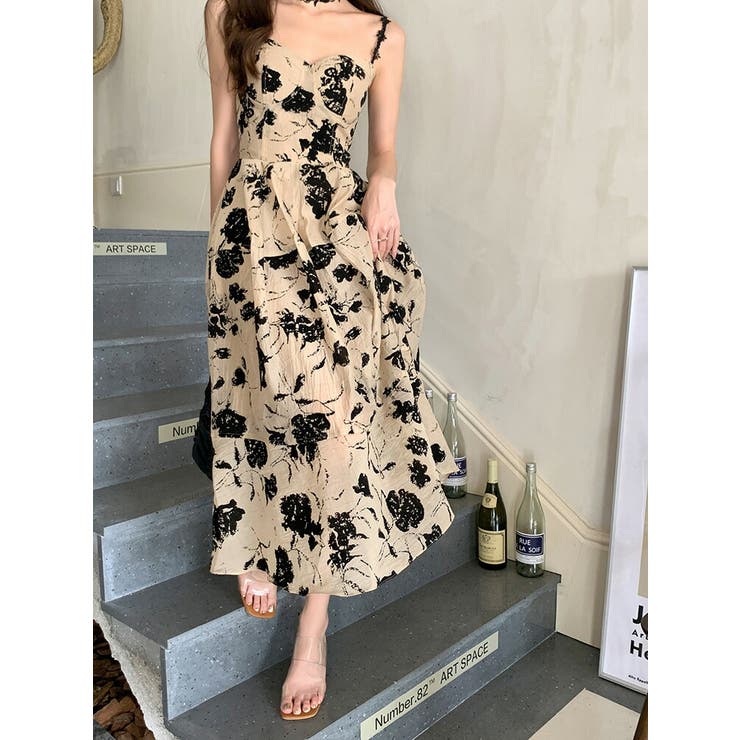 新品未使用タグ付き❤ジェイエスコレクションズ【完売品】立体花柄フレア袖ドレス DRESS+ ドレス パーティードレス ワンピース 袖付き 結婚式