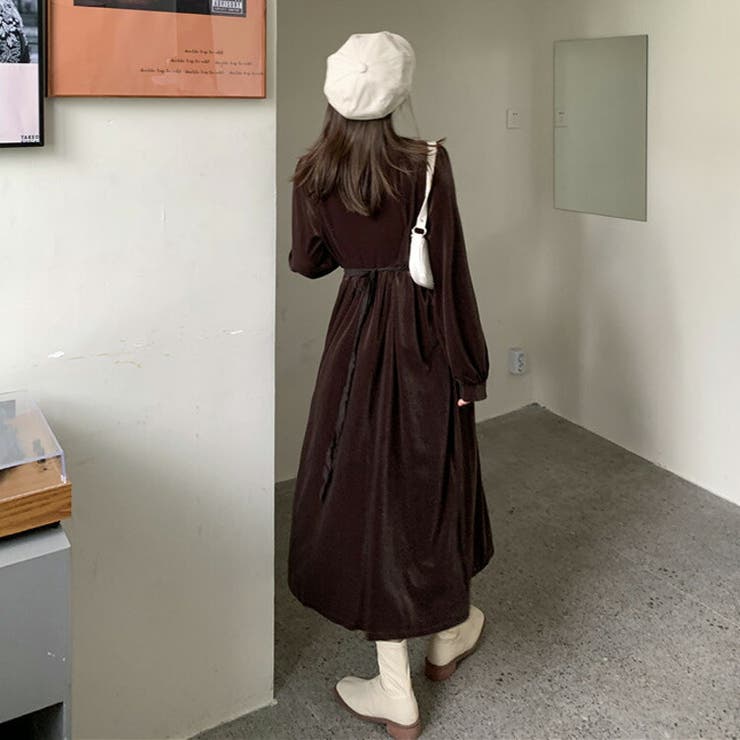 ベロアのロングワンピ&ジャケット&カットソー&パンツ&ベルト&ロング手袋・全6点 She's Closet ワンピース 長袖ロング丈バックオープンベロア