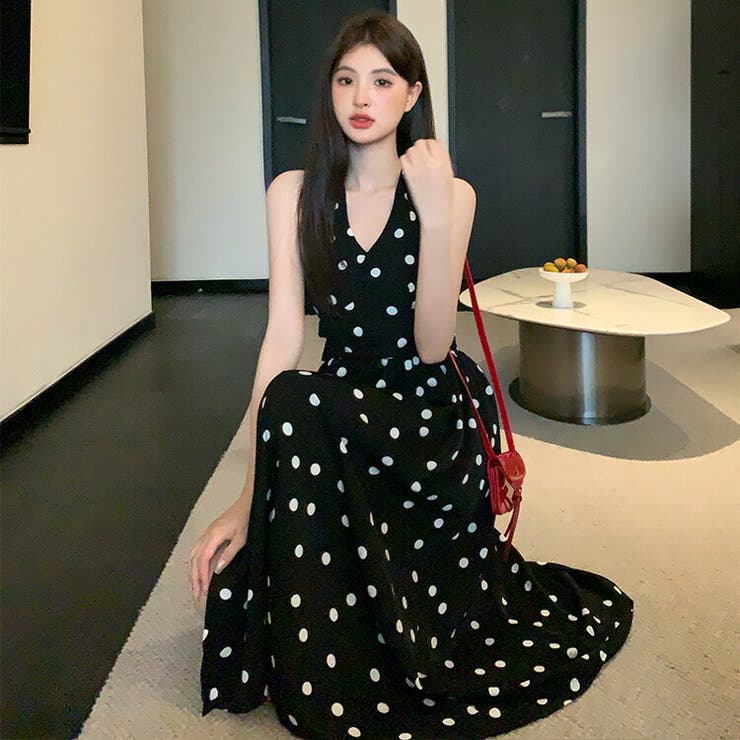 【Lakuo様】ドット柄オフショルダー ワンピース 4c157f70881d0b0937bb7bb7e20445