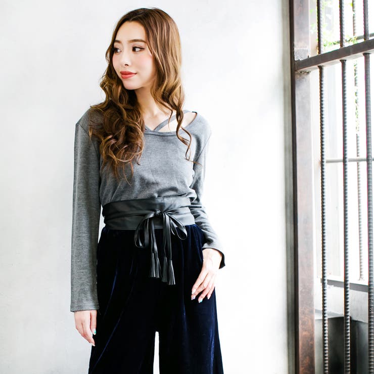 トレンド感のあるスタイリングに タッセル付きフェイクレザーサッシュベルト | JULIA BOUTIQUE | 詳細画像15 