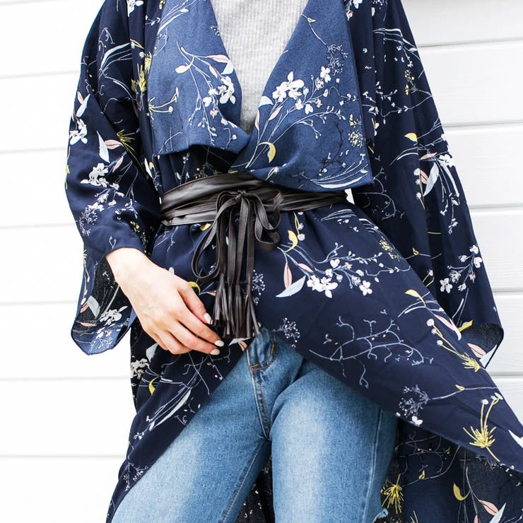 トレンド感のあるスタイリングに タッセル付きフェイクレザーサッシュベルト | JULIA BOUTIQUE | 詳細画像20 