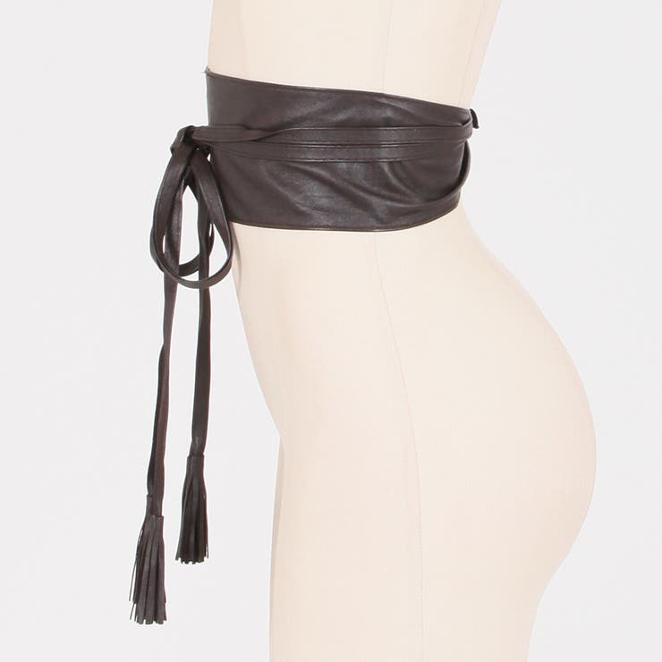 トレンド感のあるスタイリングに タッセル付きフェイクレザーサッシュベルト | JULIA BOUTIQUE | 詳細画像4 