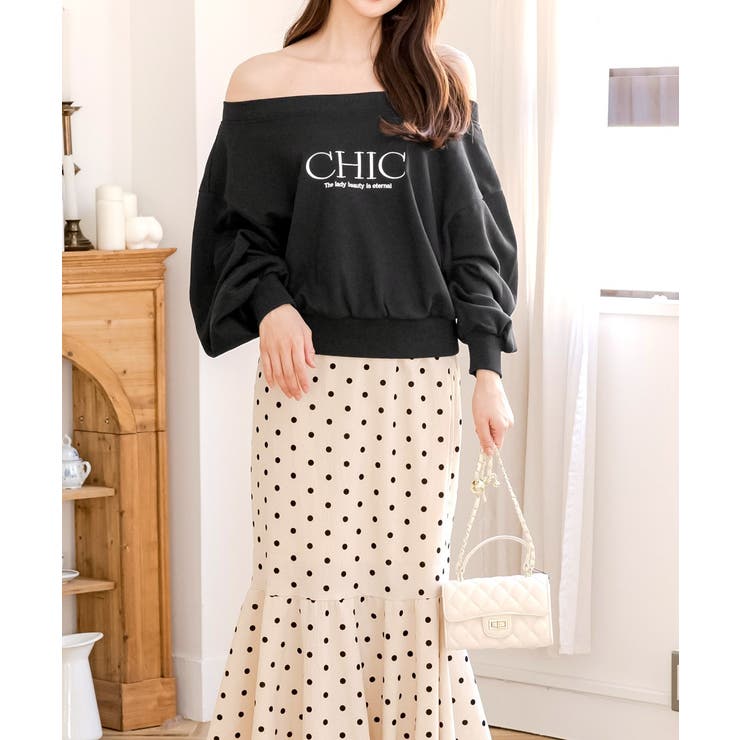 ヘルシーな肌見せができる。CHICオフショルダースウェットトップス | JULIA BOUTIQUE | 詳細画像5 