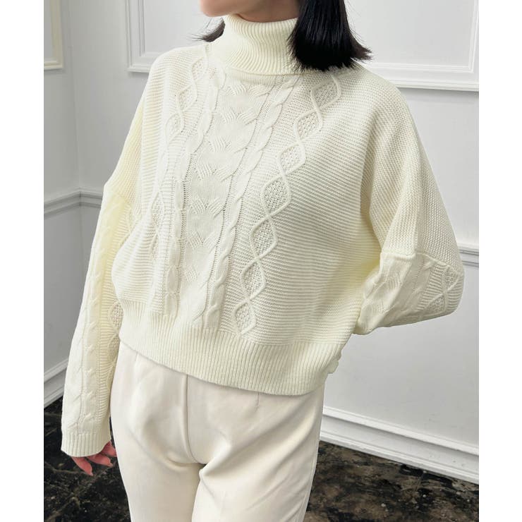 ジュリアブティック JULIA BOUTIQUE Vとタートルネックから選べるケーブルニットトップス [24545 長袖 ミドル丈 Vネック タートル Vとタートルネックから選べるケーブルニットトップス [品番