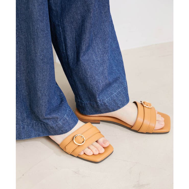 キャメル系(26) | メタルバックルフラットサンダル | VIS 