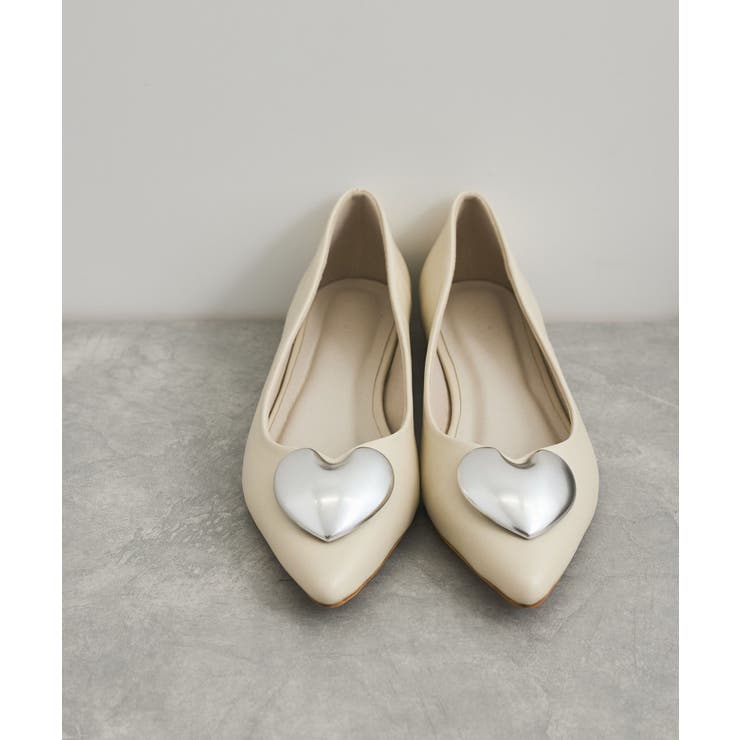 キナリ(16) | メタルハートパンプス | VIS 