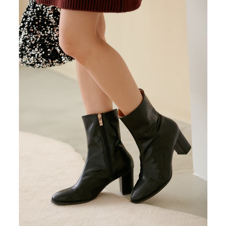 ブラック(01) | ソフトヒールショートブーツ | VIS 