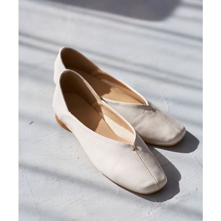 オフホワイト(15) | メタルポイントバブーシュ | VIS 