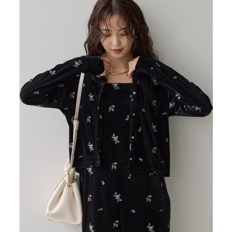 ブラック系(02) | カラー刺繍ベロアカーディガン | VIS 
